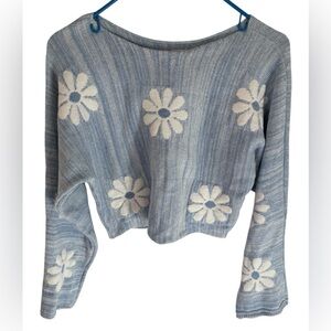 Altar'd State Blue and White Floral Crop Sweater Size Medium